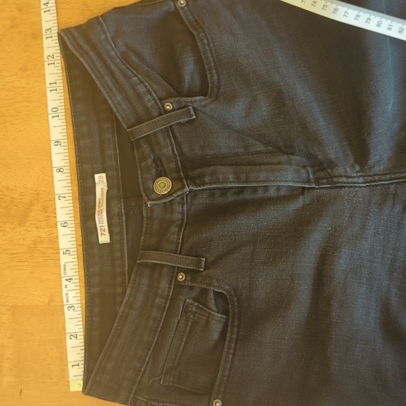 Levi's highrise skinny jeans - Picture 5 of 6
